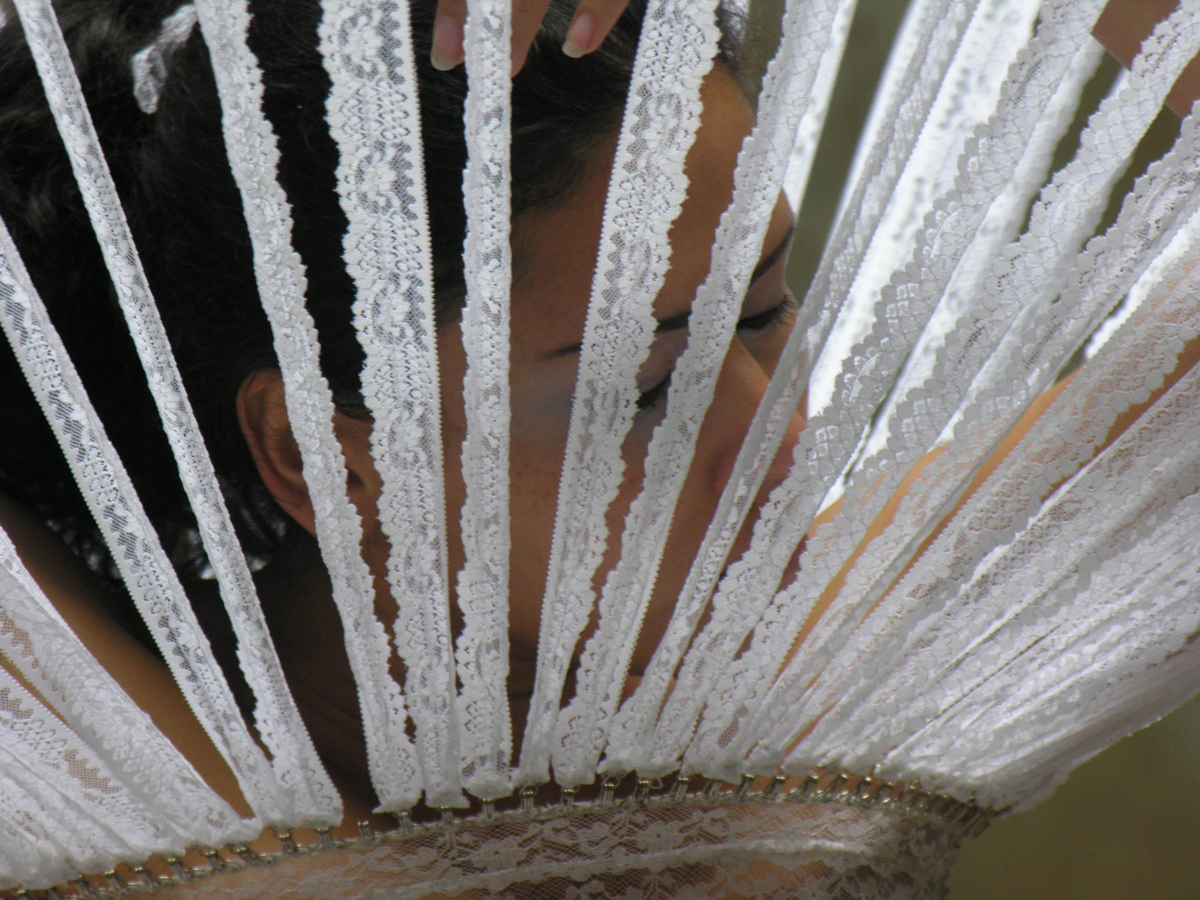 Instalación «Gracia encadenada» de Giovanna Mosquera, fotografía 4