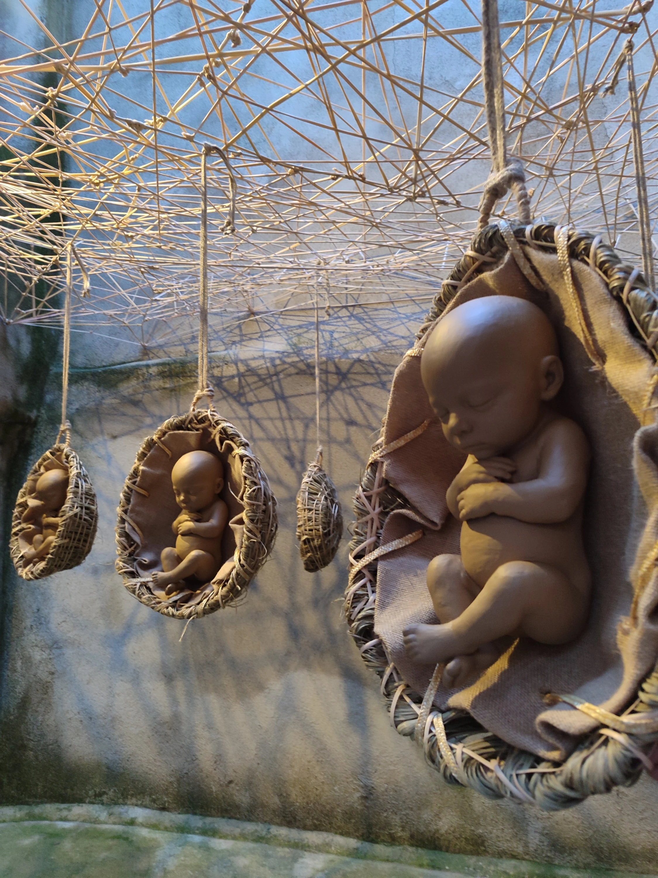 Instalación «Bosque vida» de Giovanna Mosquera, fotografía 1